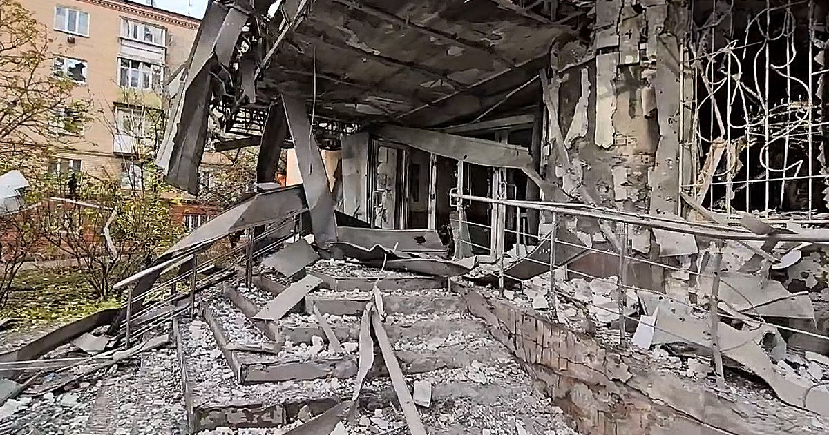 В Херсонской области из-за обстрелов погибли 3 человека, 11 пострадали.