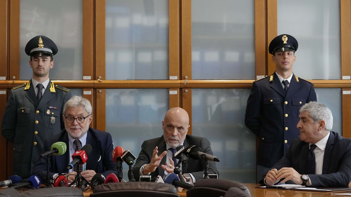 Mafia amenință fotbalul italian.