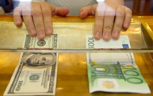 После выходных лей немного укрепился по отношению к единой европейской валюте.