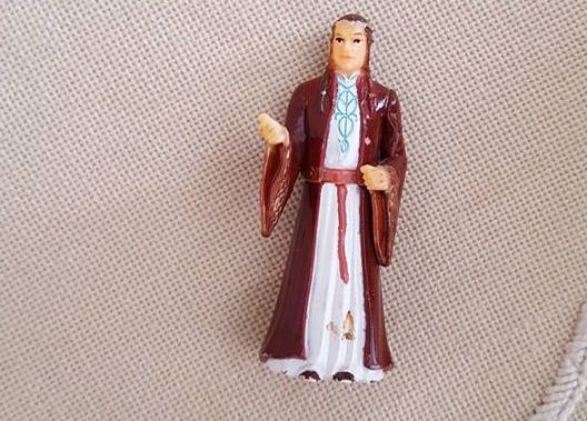 O bătrână s-a rugat mulți ani la figurina unui personaj din „Lord of the Rings”