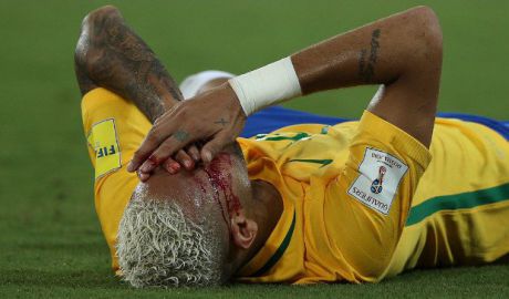 Brazilia s-a impus în faţa Boliviei, 5-0, într-un meci în care Neymar a ieşit extrem de şifonat.
