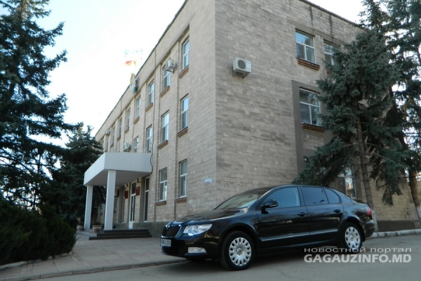 В скором времени будет подготовлено распоряжение о приостановлении пользования чиновниками служебным транспортом.