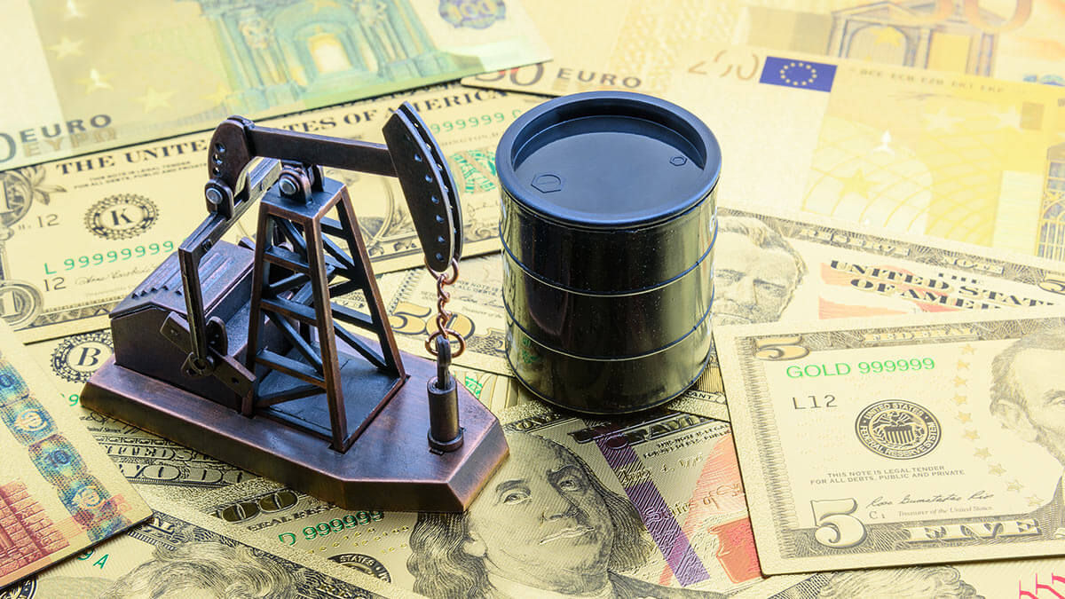 США и Евросоюз установили потолок цен на нефть РФ - $60 за баррель.