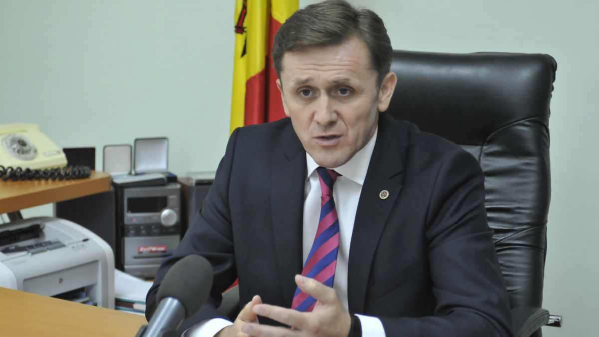 Unii candidaţi la funcția de primar au câte 15-17 dosare penale. Foto: tribuna.md