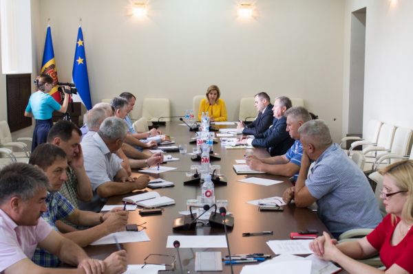 Влах также проинформировала виноделов о результатах рабочего визита в Москву.
