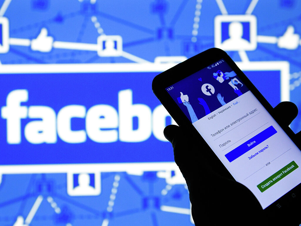 В Facebook назвали кибератаку маловероятной причиной сбоя.