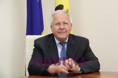 Preşedintele de onoare al Partidului Democrat (PD), Dumitru Diacov, este astăzi omagiat. Politicianul împlineşte vîrsta de 63 de ani.