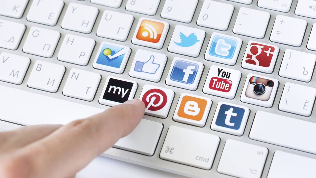 UE vrea mai mulți bani din taxe de la Facebook, Google și alții. Foto: Playtech