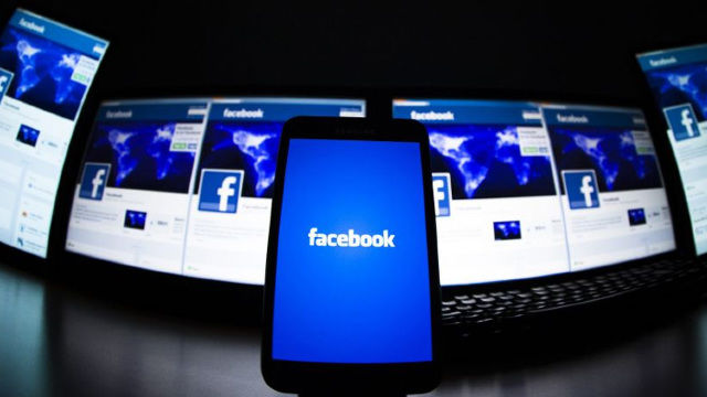 Un bărbat a fost amendat pentru că a jignit un poliţist pe Facebook. 