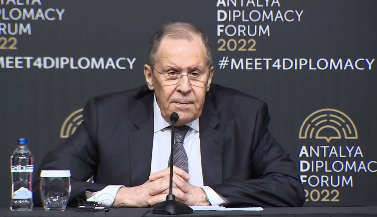 Лавров заявил, что не верит в начало ядерной войны.