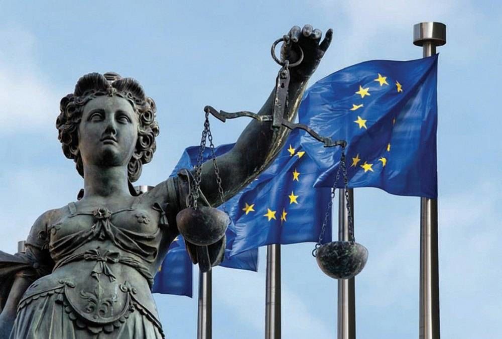 Одобрен законопроект об ответственности судей за проигранные в ЕСПЧ дела.