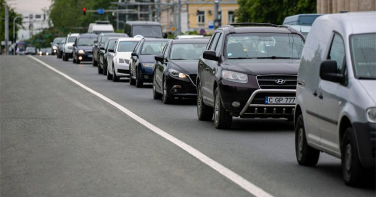 Стало известно, сколько автомобилей купили жители Молдовы в год пандемии.
