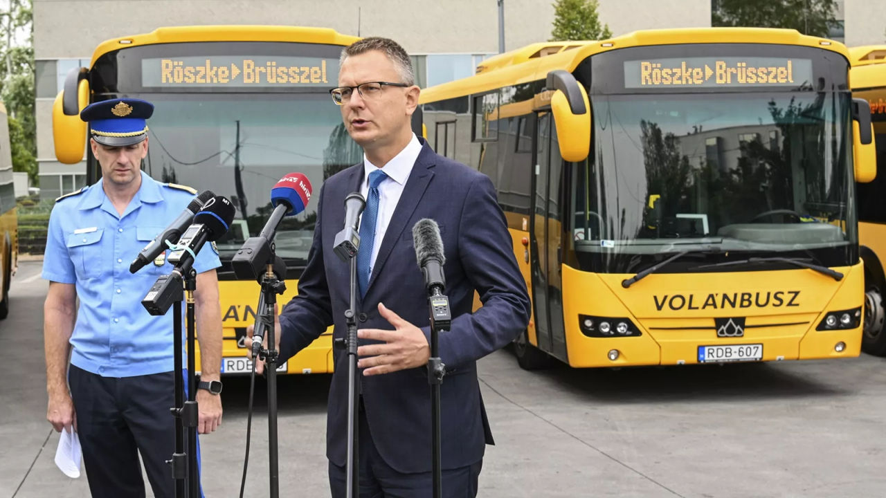Belgia a numit intenția Ungariei de a trimite migranți la Bruxelles o provocare.