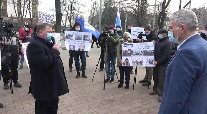 Слусарь - работникам ЖДМ: Нужно взять предприятие под контроль.