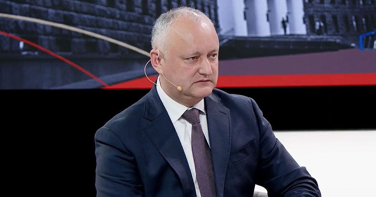 Додон: А я говорил не менять голубя в руках на сороку на заборе.