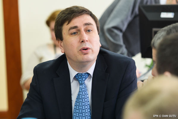 Ioniţă consideră că ANRE ar fi încălcat mai multe norme atunci când a acceptat majorarea tarifelor.