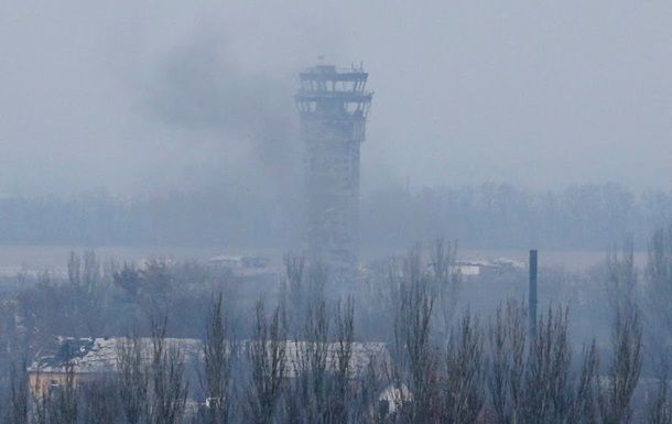 Диспетчерской вышки в донецком аэропорту больше нет.