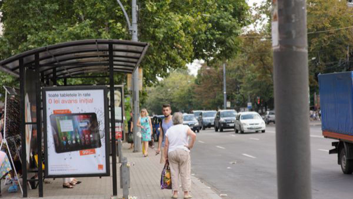 Problema stațiilor de așteptare a fost discutată la ședința de astăzi a Primăriei. Foto: ipn.md