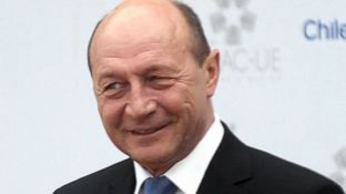 Băsescu este noul președinte al Mișcării Populare.  Foto: agora.md