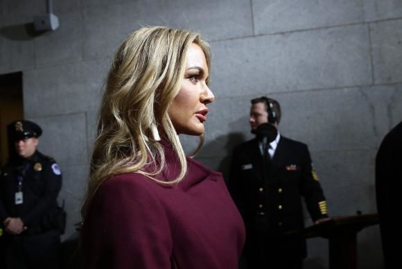 Una din nurorile lui Trump, la spital. A deschis un plic suspect. Foto; digi24.ro