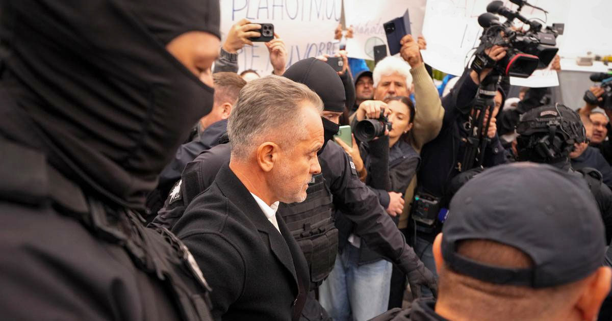 Vladimir Plahotniuc rămâne în arest: Nu s-a prezentat din nou la ședința de judecată.