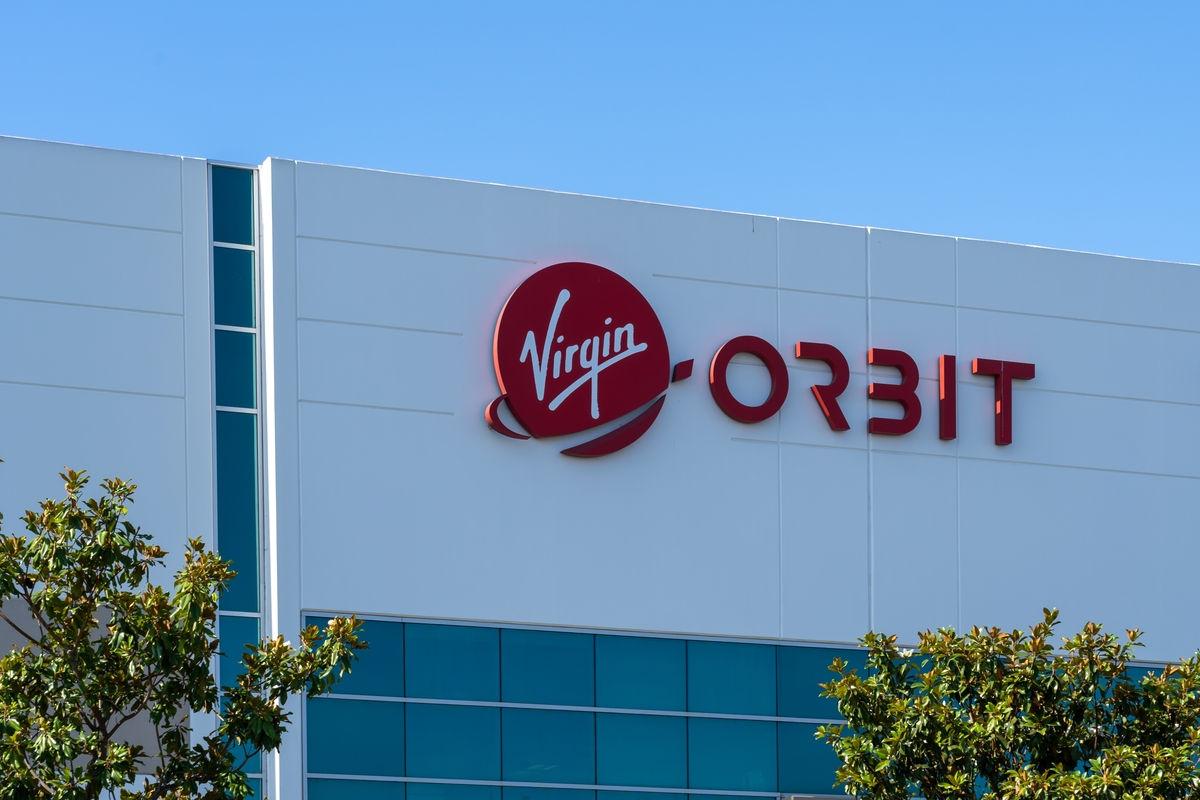 Аэрокосмическая компания Virgin Orbit увольняет 85% персонала.