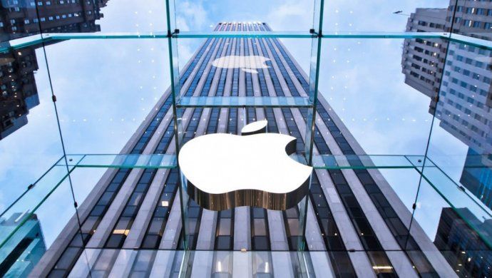 Apple получила наибольшую квартальную выручку за всю историю компании.