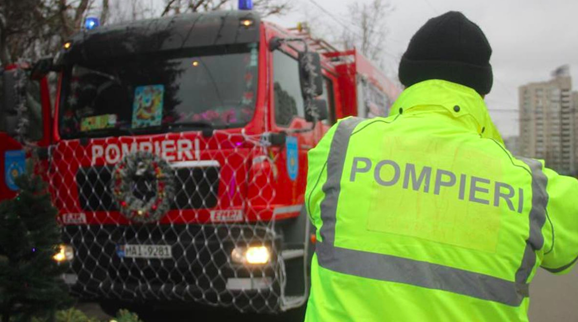 Более 500 пожарных и спасателей будут обеспечивать безопасность в новогоднюю ночь.