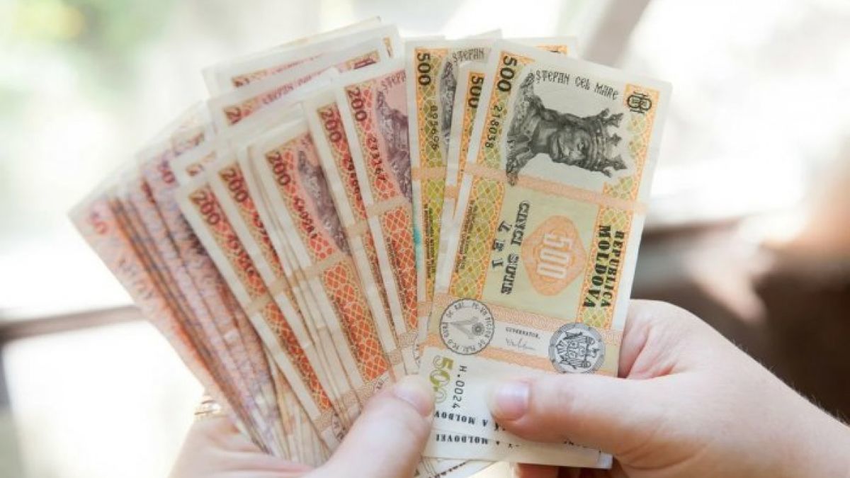 Более 380 млн леев выделено в 2021 году на надбавки к зарплате медперсоналу.