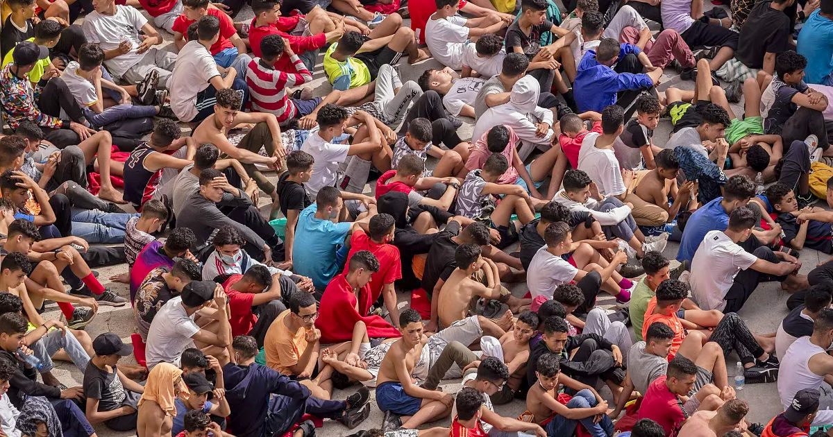 UNICEF solicită țărilor să acorde prioritate siguranței copiilor migranți.