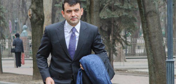 Oficialul a spus că a răspuns la toate întrebările procurorilor. Foto: politics.md