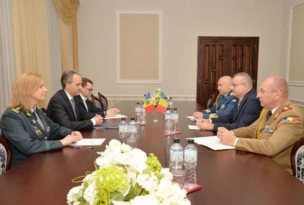 Генсек Минобороны Румынии почтит в Молдове память румынских героев.