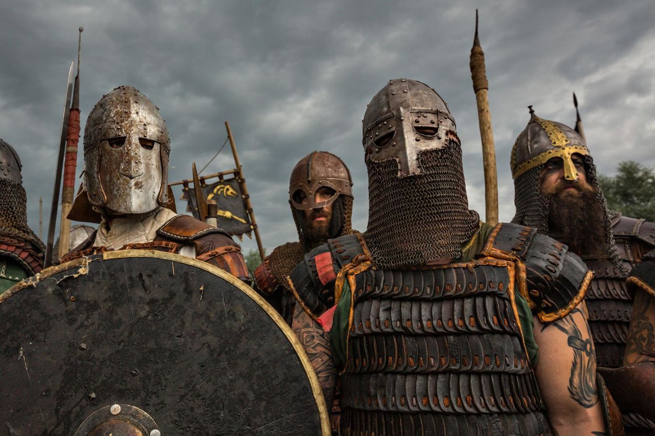 Numele lui Allah a fost găsit brodat pe haine de înmormântare vikinge. 