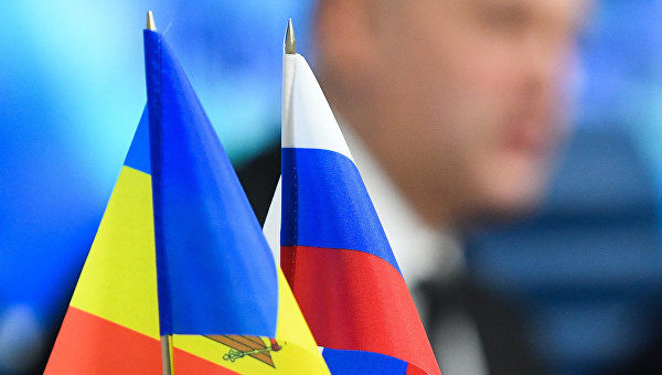 Rusia creează un sistem de influenţă asupra Moldovei. 