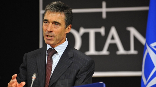 Secretarul General NATO, Anders Fogh Rasmussen, acuză direct Rusia, într-un editorial publicat de Financial Times