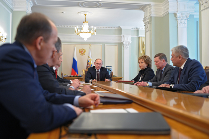 Президент Путин проводит совещание с постоянными членами Совета безопасности РФ в резиденции Ново-Огарево. Фото: РИА Новости