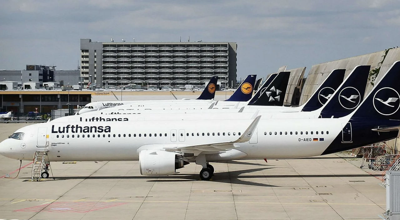 Пилоты Lufthansa объявили очередную забастовку: ожидаются отмены рейсов.