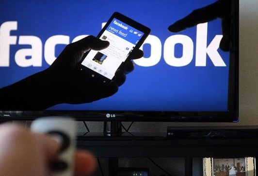 Facebook dă lovitura în cursa detronării televiziunii clasice