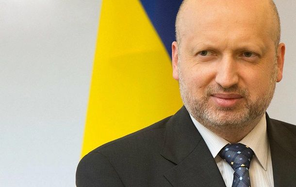 Турчинов отметил большое количество нарушений, на складах с оружием и боеприпасами.
