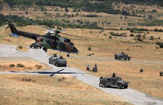 В зоне карабахского конфликта начались боевые столкновения.
