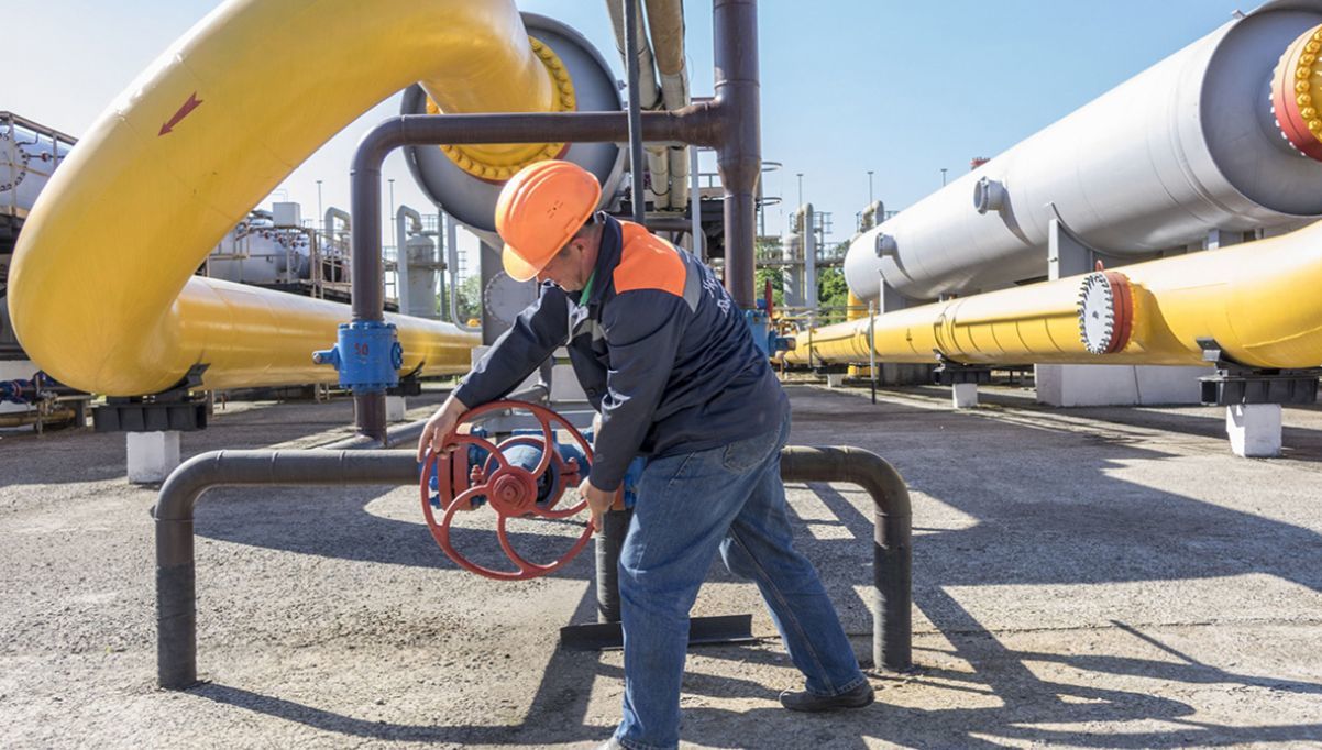 Транзит "Газпрома" через Украину в субботу сохраняется на максимуме.