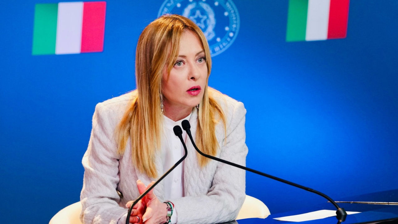 Meloni a îndemnat Comisia Europeană să relaxeze regulile bugetare din cauza crizei energetice.