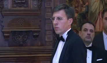 Dorin Chirtoacă, a fost decorat de Casa Regală română, cu Ordinul Coroana României în grad de cavaler.
