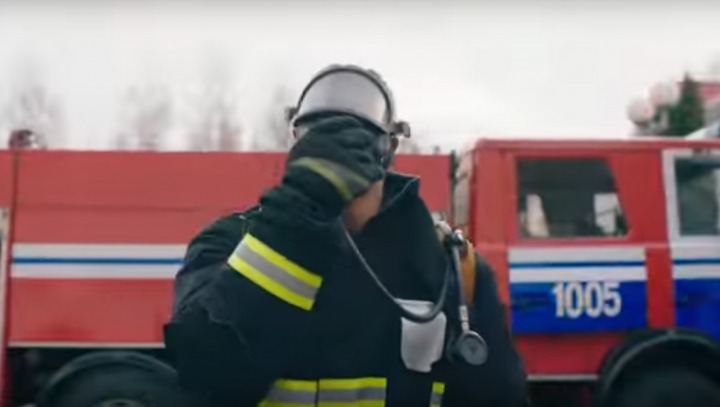 Internauţii au rămas impresionaţi de munca pompierilor.