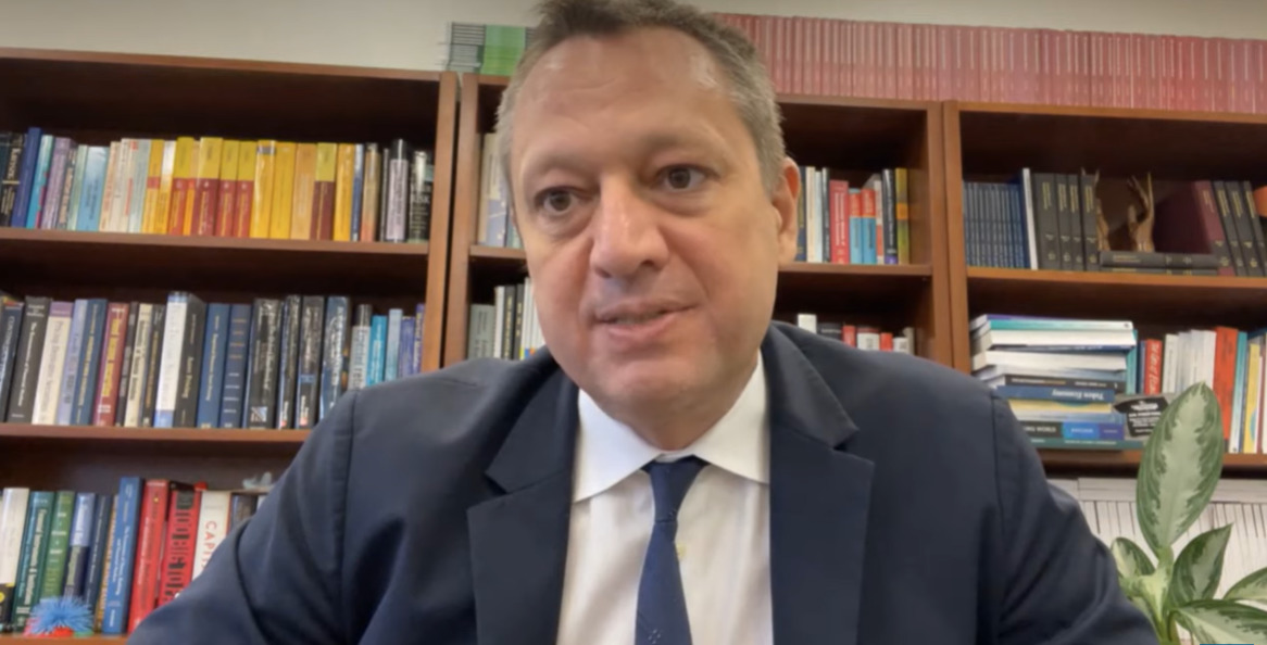 Директор департамента денежных и фондовых рынков в МВФ Тобиас Адриан.