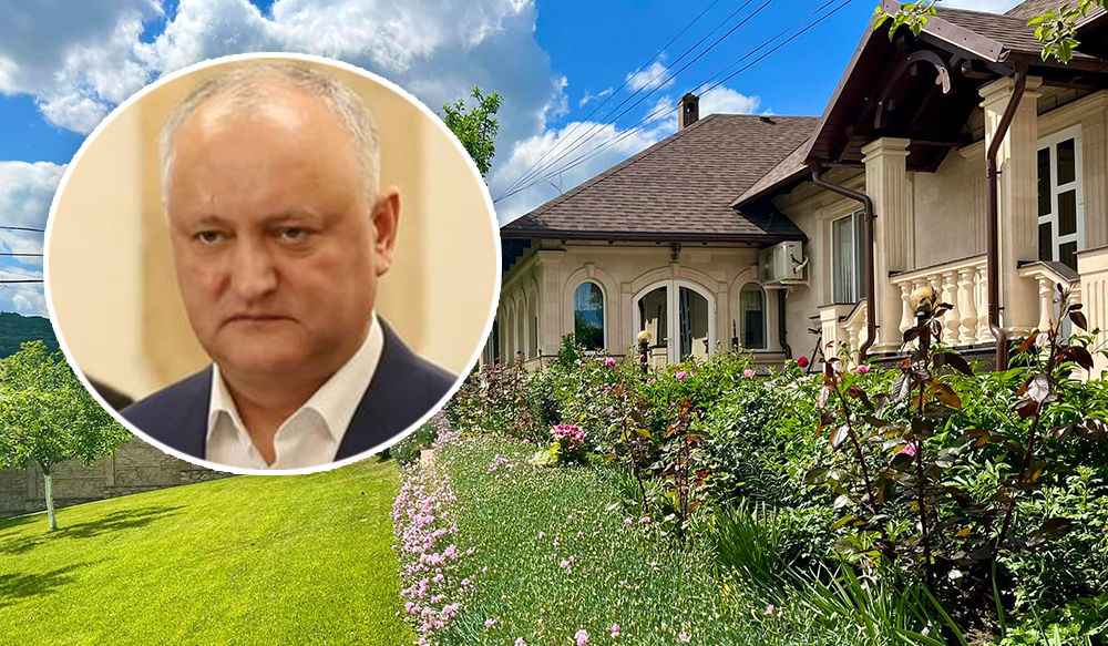 Прокуроры провели обыски в родительском доме Додона в Садово.