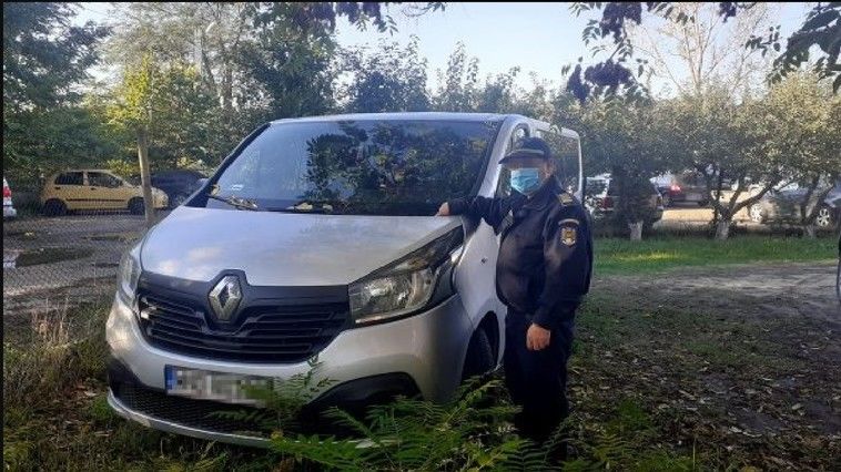 У молдаванина на границе Румынии изъяли авто, разыскиваемое в Польше.