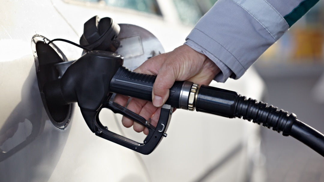 Цены на дизтопливо и бензин начали расти.