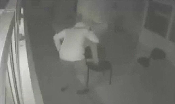  La moment poliția investighează cazul având deja câteva versiuni, dar niciun suspect nu a fost reținut.