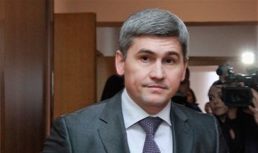 Жиздан заявил, что полицейские должны стать ближе к рядовым гражданам, а также выполнять свою работу профессионально.